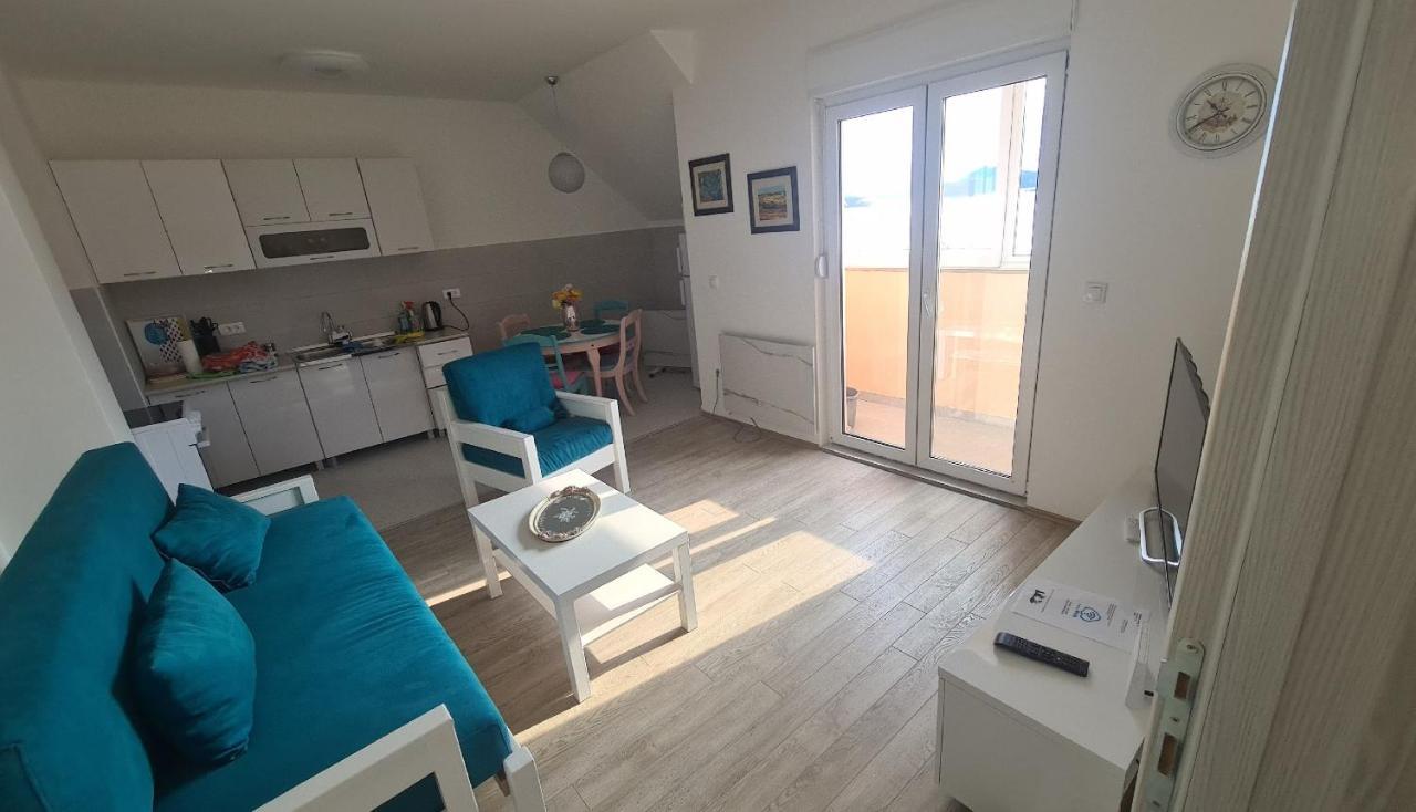 Apartment Mihaela جابلياك المظهر الخارجي الصورة